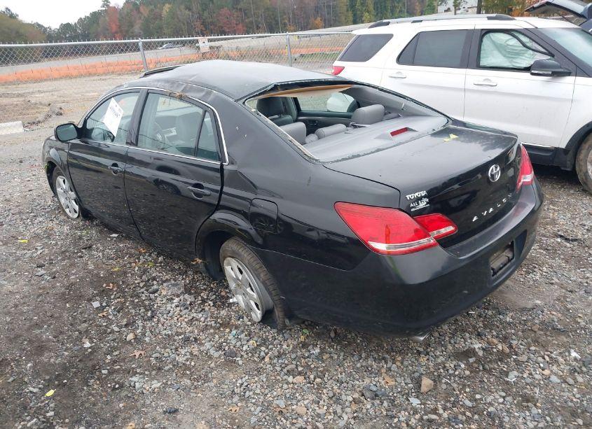 Photo 3 of 2006 Toyota Avalon XL (VIN 4T1BK36BX6U112055)