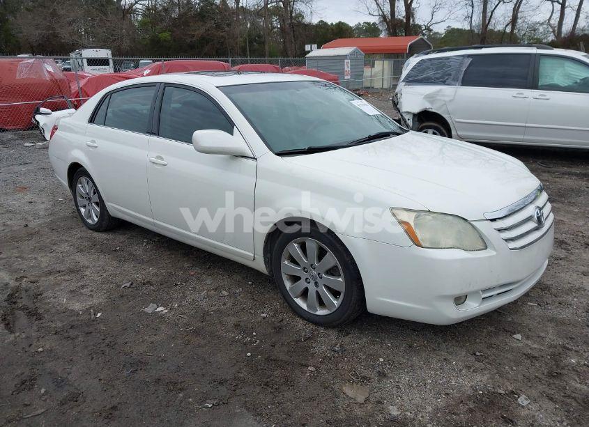 2006 Toyota Avalon XLS (VIN 4T1BK36BX6U164706) main photo