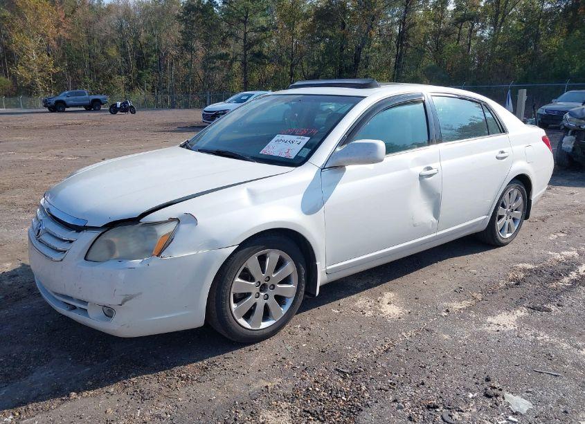 Photo 2 of 2007 Toyota Avalon XLS (VIN 4T1BK36BX7U242757)