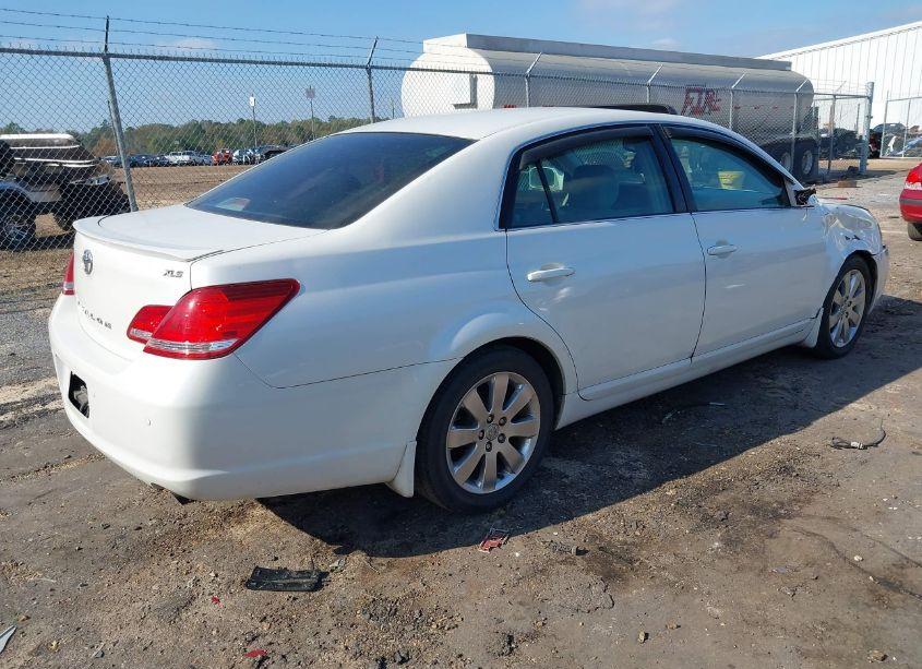 Photo 4 of 2007 Toyota Avalon XLS (VIN 4T1BK36BX7U242757)