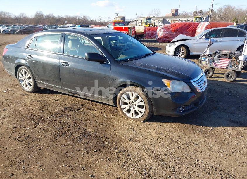 2008 Toyota Avalon XLS (VIN 4T1BK36BX8U261973) main photo