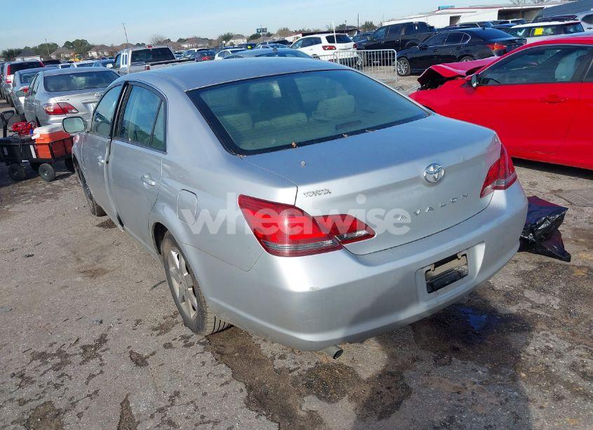 Photo 3 of 2008 Toyota Avalon XL (VIN 4T1BK36BX8U322335)