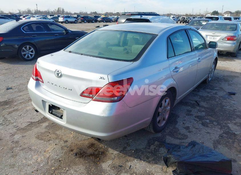Photo 4 of 2008 Toyota Avalon XL (VIN 4T1BK36BX8U322335)
