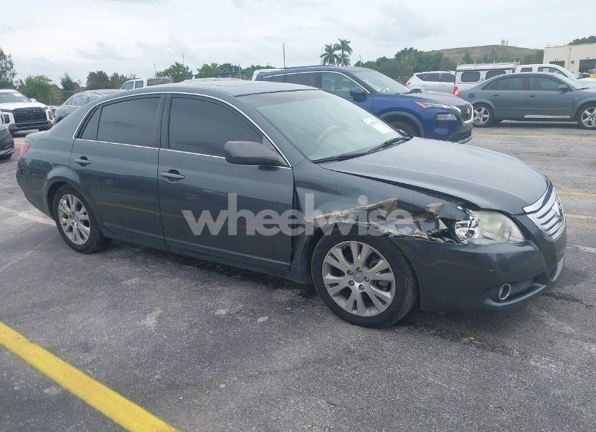 2009 Toyota Avalon XLS (VIN 4T1BK36BX9U326676) main photo