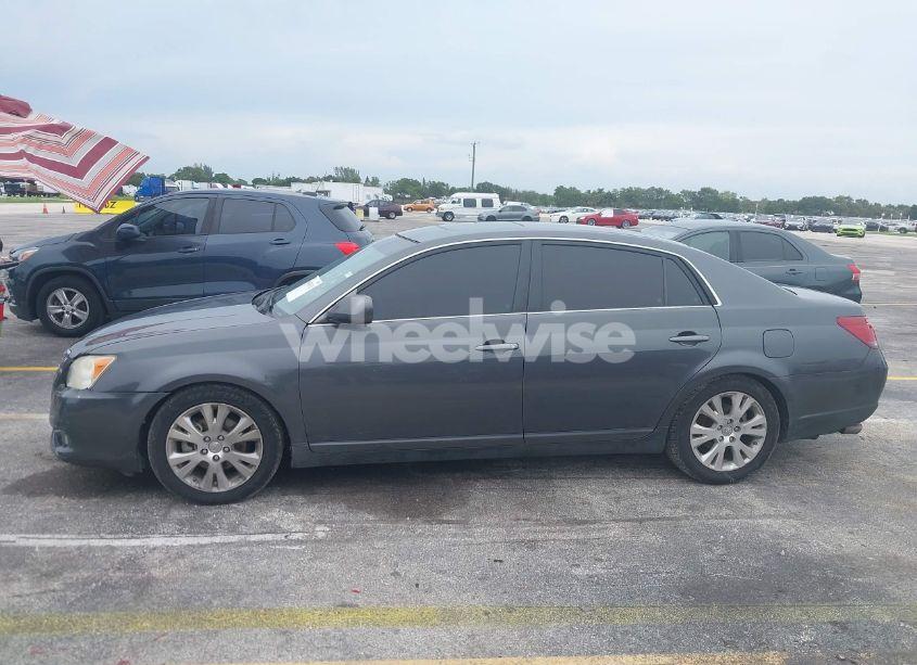 Photo 14 of 2009 Toyota Avalon XLS (VIN 4T1BK36BX9U326676)