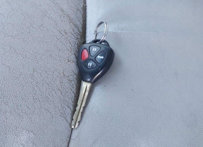 Photo 11 of 2009 Toyota Avalon XLS (VIN 4T1BK36BX9U330520)