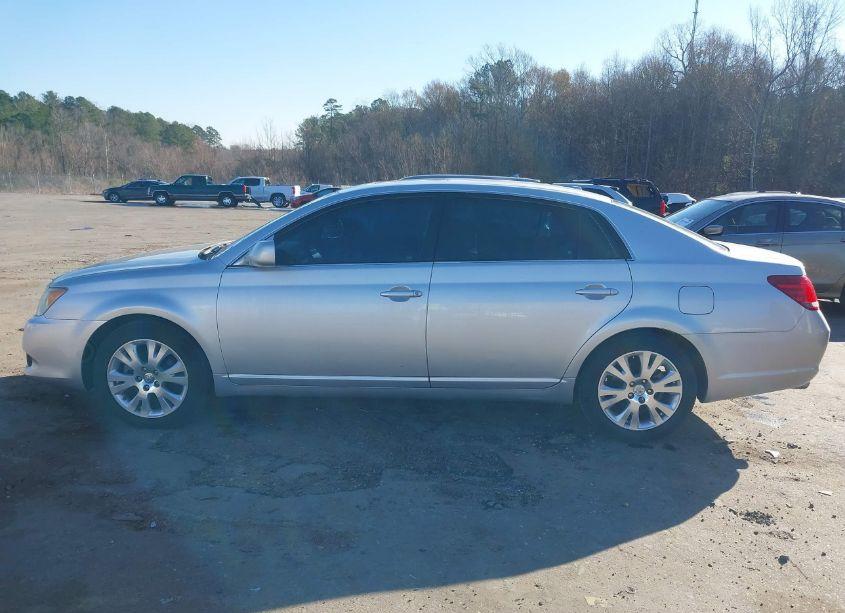 Photo 14 of 2009 Toyota Avalon XLS (VIN 4T1BK36BX9U330520)