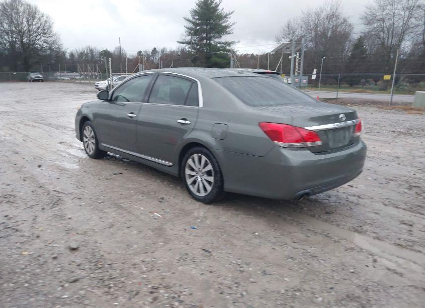 Photo 3 of 2011 Toyota Avalon LIMITED (VIN 4T1BK3DB0BU388550)