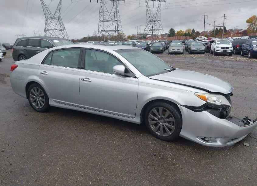 2011 Toyota Avalon LIMITED (VIN 4T1BK3DB0BU406190) main photo