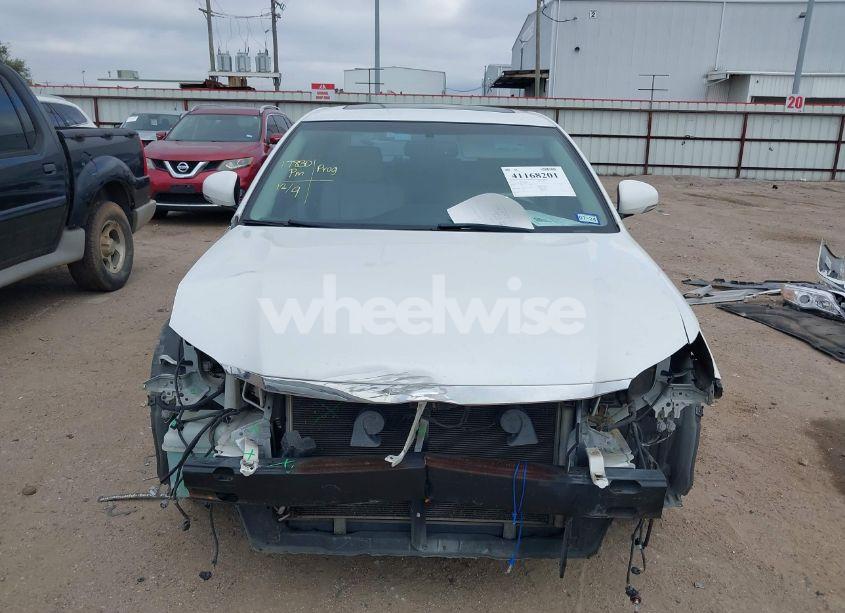 Photo 13 of 2012 Toyota Avalon (VIN 4T1BK3DB0CU445542)