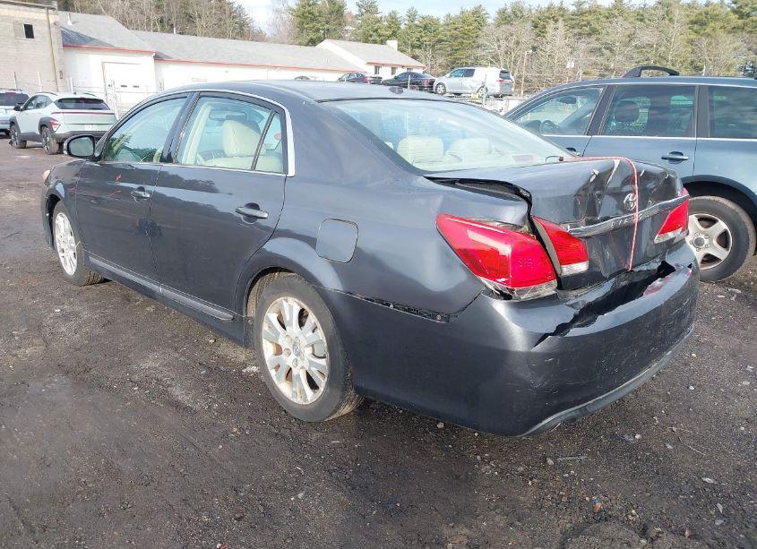 Photo 3 of 2011 Toyota Avalon (VIN 4T1BK3DB1BU388234)