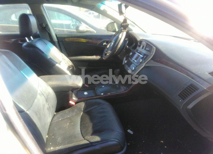 Photo 5 of 2011 Toyota Avalon (VIN 4T1BK3DB1BU409244)