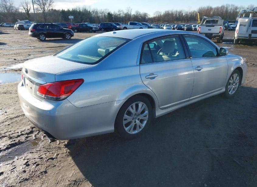 Photo 4 of 2011 Toyota Avalon (VIN 4T1BK3DB1BU416677)