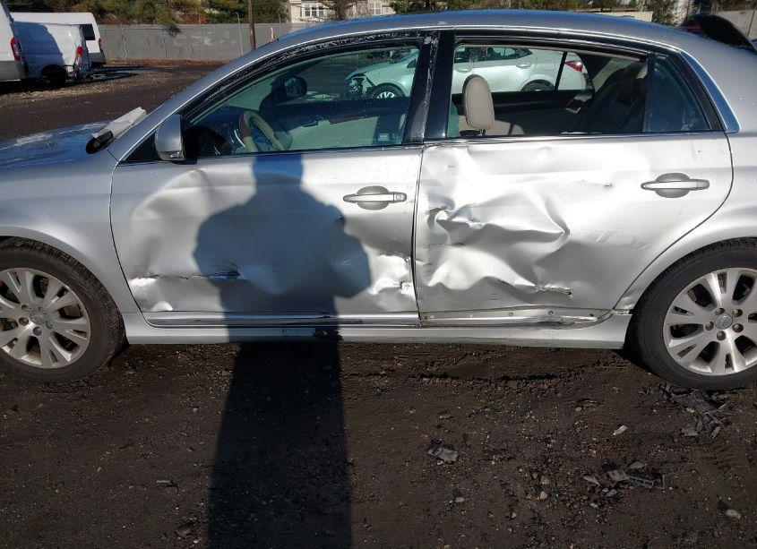 Photo 6 of 2011 Toyota Avalon (VIN 4T1BK3DB1BU416677)