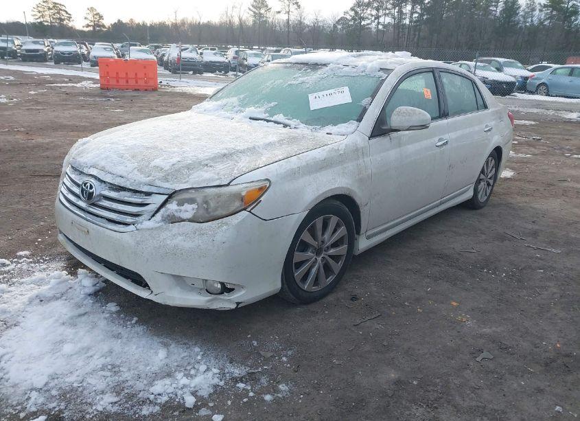 Photo 2 of 2011 Toyota Avalon (VIN 4T1BK3DB1BU432751)