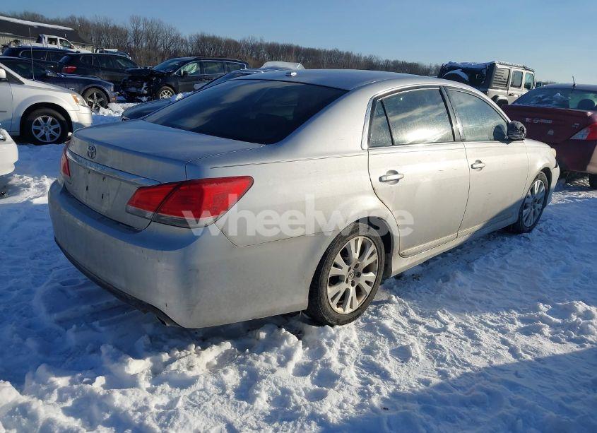 Photo 4 of 2011 Toyota Avalon (VIN 4T1BK3DB1BU440364)
