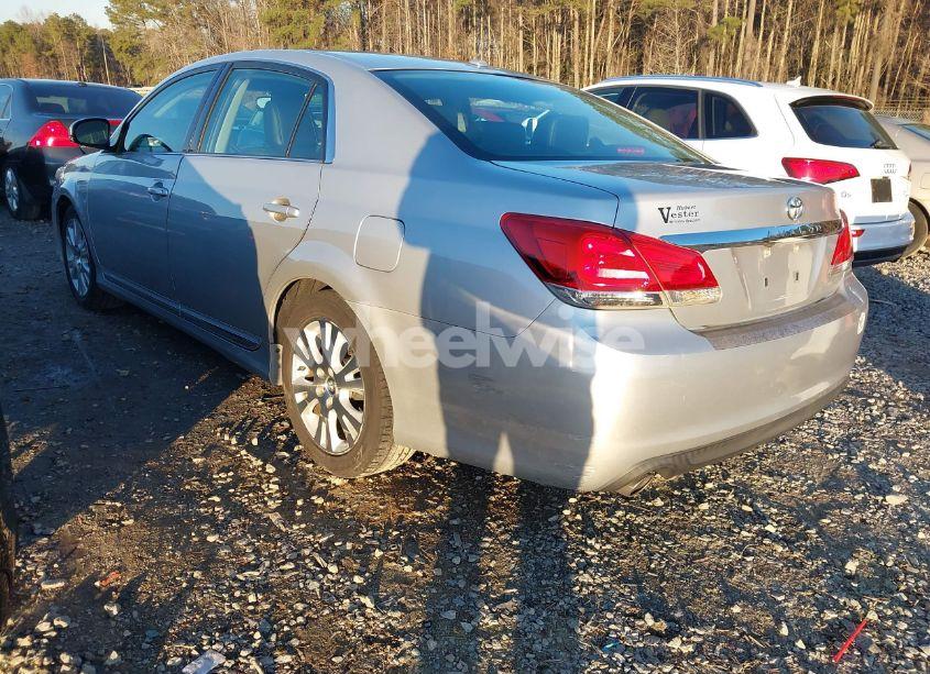 Photo 3 of 2012 Toyota Avalon (VIN 4T1BK3DB1CU465508)