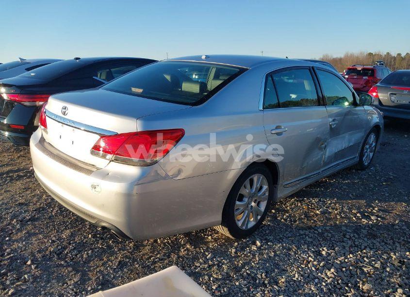 Photo 4 of 2012 Toyota Avalon (VIN 4T1BK3DB1CU465508)