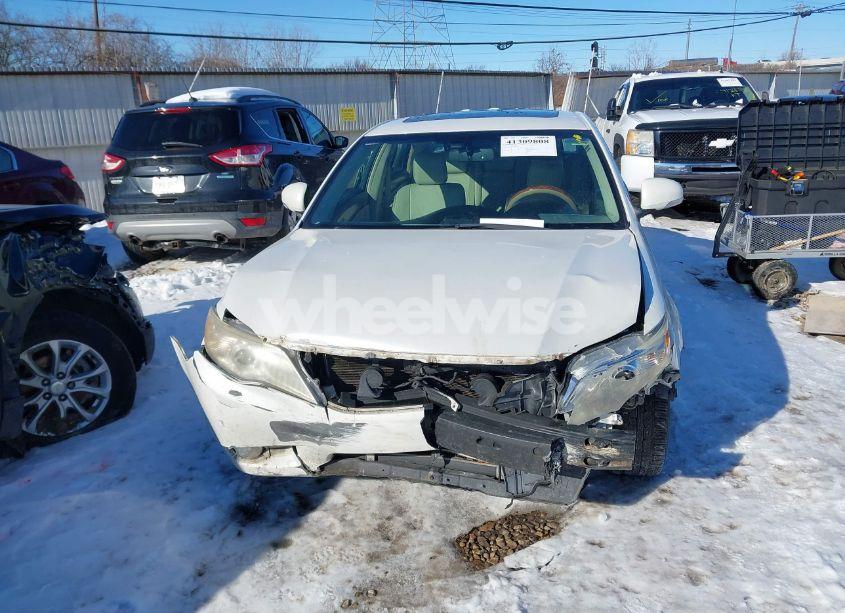 Photo 13 of 2012 Toyota Avalon (VIN 4T1BK3DB1CU467601)