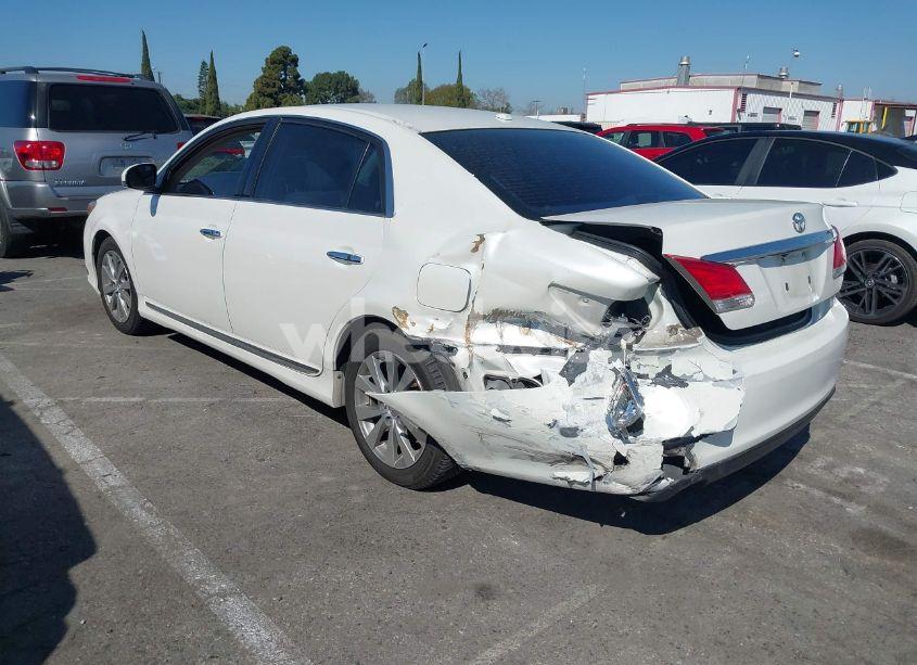 Photo 3 of 2012 Toyota Avalon LIMITED (VIN 4T1BK3DB1CU469574)