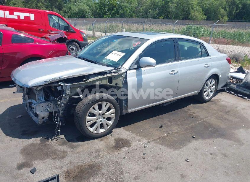 Photo 2 of 2011 Toyota Avalon (VIN 4T1BK3DB2BU377839)