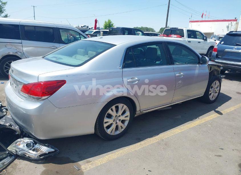 Photo 4 of 2011 Toyota Avalon (VIN 4T1BK3DB2BU377839)