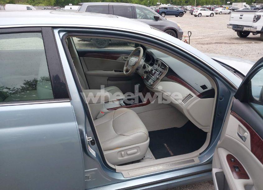 Photo 5 of 2011 Toyota Avalon (VIN 4T1BK3DB2BU382006)