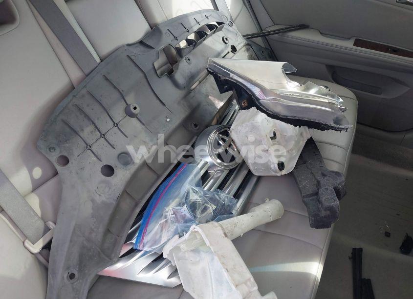 Photo 12 of 2011 Toyota Avalon (VIN 4T1BK3DB2BU410886)