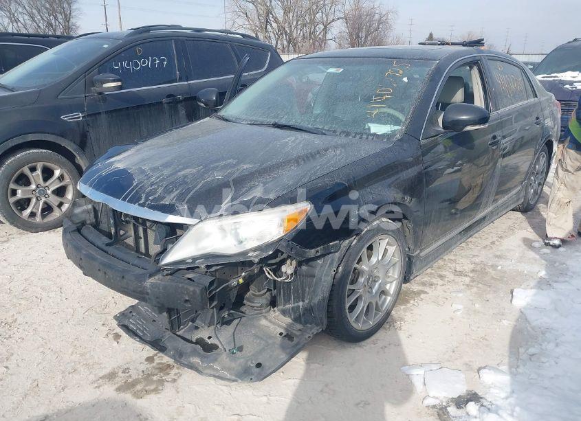 Photo 2 of 2011 Toyota Avalon (VIN 4T1BK3DB2BU410886)