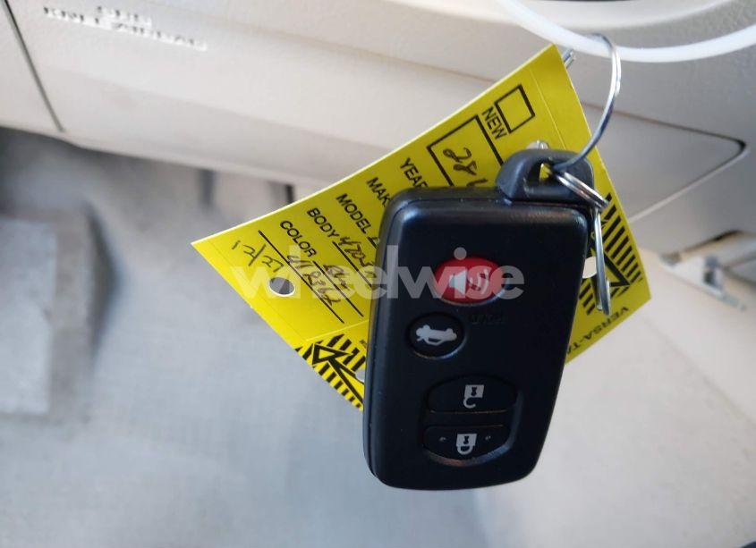 Photo 11 of 2011 Toyota Avalon LIMITED (VIN 4T1BK3DB2BU419362)