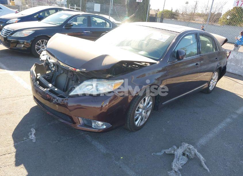 Photo 2 of 2011 Toyota Avalon (VIN 4T1BK3DB2BU420950)