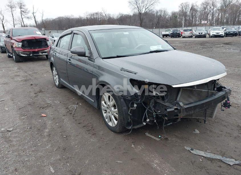 2011 Toyota Avalon (VIN 4T1BK3DB2BU424349) main photo