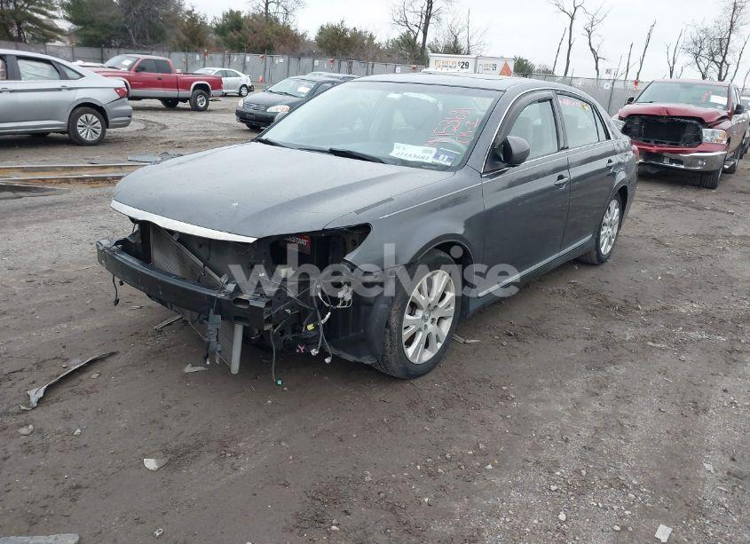 Photo 2 of 2011 Toyota Avalon (VIN 4T1BK3DB2BU424349)