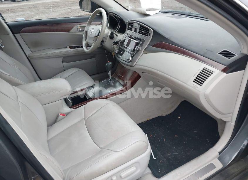 Photo 5 of 2011 Toyota Avalon (VIN 4T1BK3DB2BU424349)