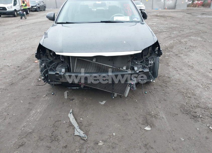 Photo 6 of 2011 Toyota Avalon (VIN 4T1BK3DB2BU424349)