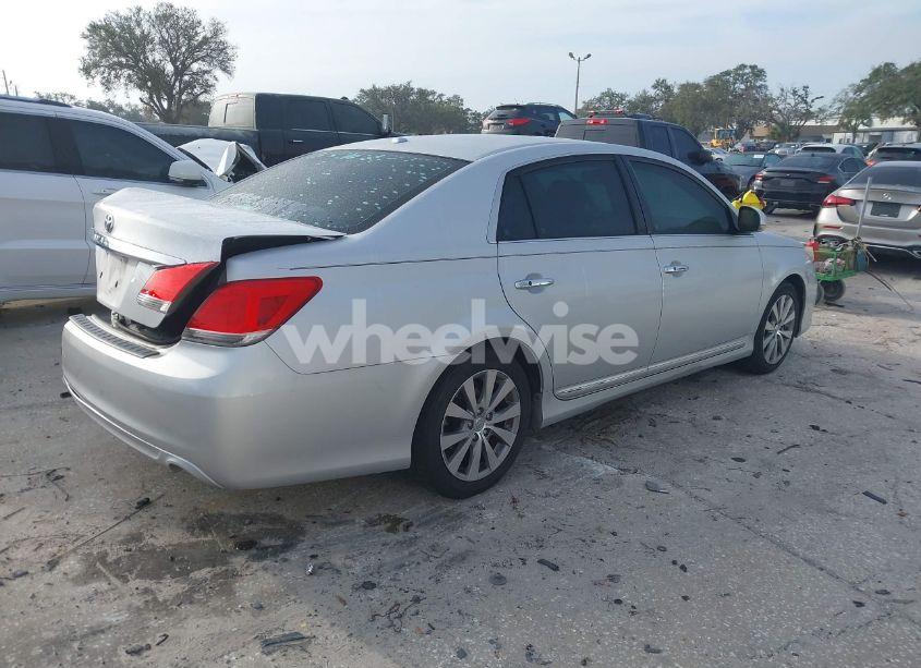 Photo 4 of 2012 Toyota Avalon LIMITED (VIN 4T1BK3DB2CU443498)