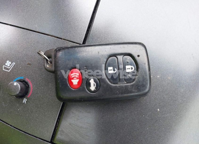 Photo 11 of 2012 Toyota Avalon LIMITED (VIN 4T1BK3DB2CU449821)