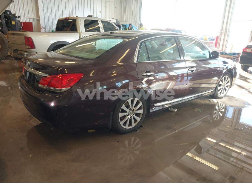 Photo 4 of 2012 Toyota Avalon LIMITED (VIN 4T1BK3DB2CU471317)