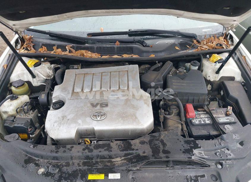 Photo 10 of 2010 Toyota Avalon LIMITED (VIN 4T1BK3DB3AU362958)