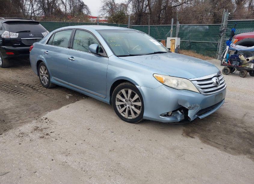 2011 Toyota Avalon LIMITED (VIN 4T1BK3DB3BU372794) main photo