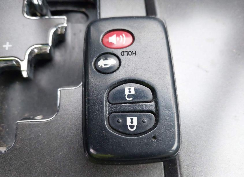 Photo 11 of 2011 Toyota Avalon LIMITED (VIN 4T1BK3DB3BU372794)