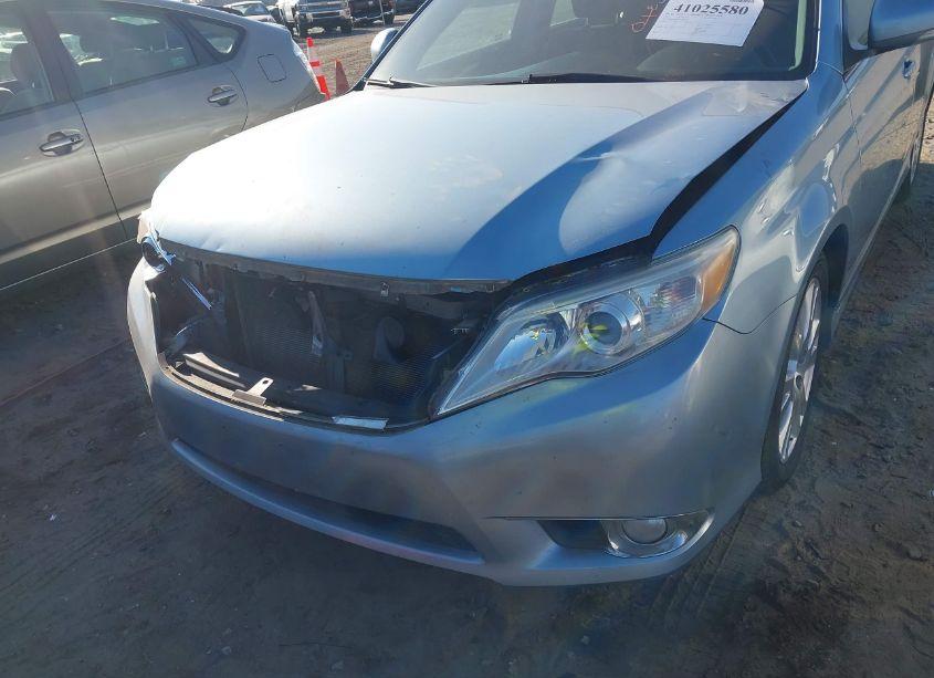Photo 19 of 2011 Toyota Avalon (VIN 4T1BK3DB3BU395640)