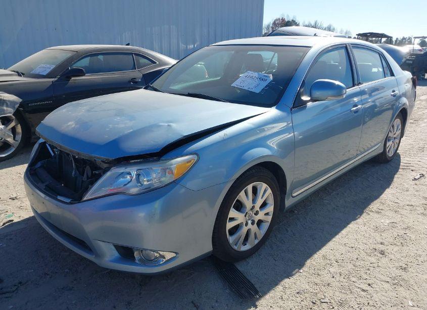 Photo 2 of 2011 Toyota Avalon (VIN 4T1BK3DB3BU395640)