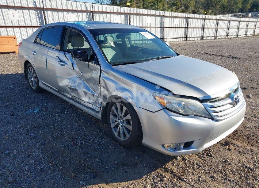 2011 Toyota Avalon LIMITED (VIN 4T1BK3DB3BU397503) main photo