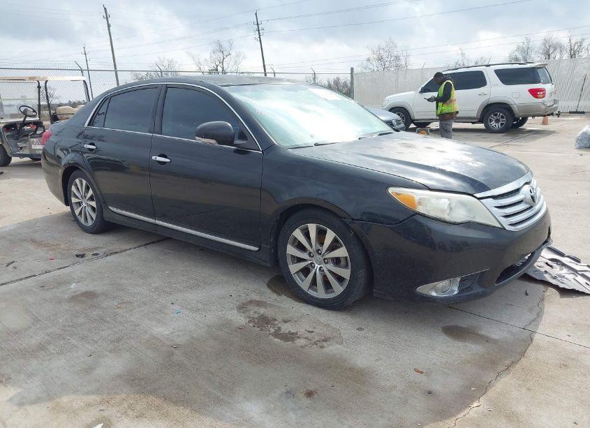 2011 Toyota Avalon LIMITED (VIN 4T1BK3DB3BU418284) main photo