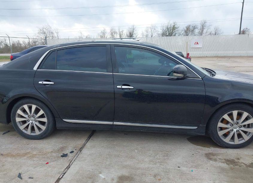 Photo 13 of 2011 Toyota Avalon LIMITED (VIN 4T1BK3DB3BU418284)