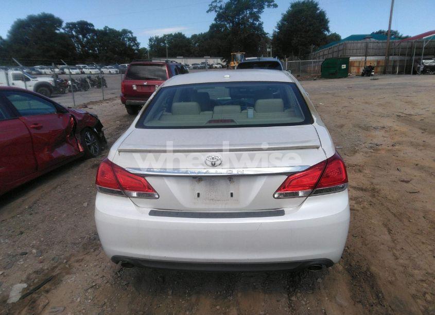 Photo 16 of 2011 Toyota Avalon (VIN 4T1BK3DB3BU428345)