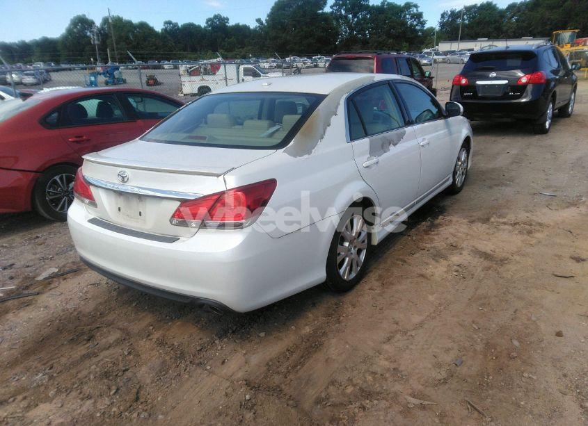 Photo 4 of 2011 Toyota Avalon (VIN 4T1BK3DB3BU428345)