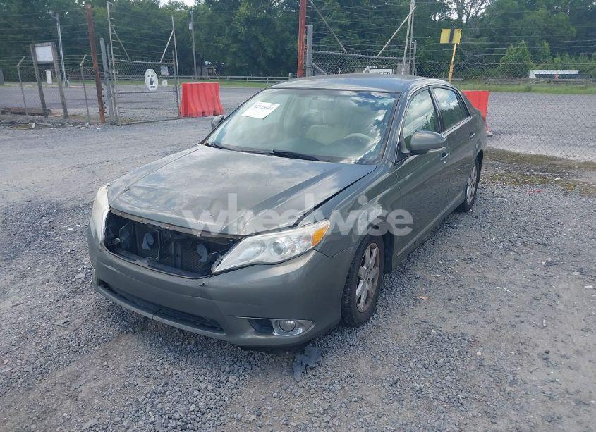 Photo 2 of 2012 Toyota Avalon (VIN 4T1BK3DB3CU444188)