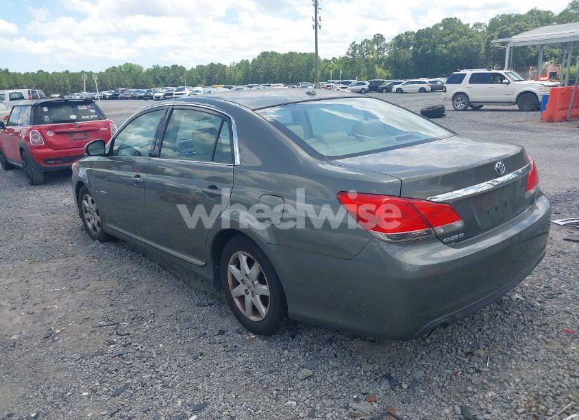 Photo 3 of 2012 Toyota Avalon (VIN 4T1BK3DB3CU444188)